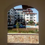 B44 Apollon Complex