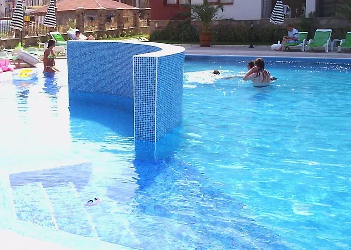 B44 Apollon Complex Apartment